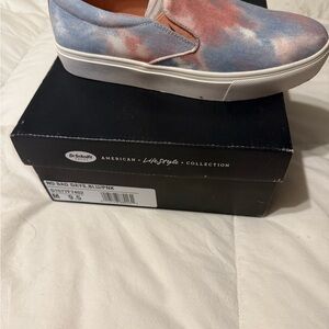 Dr. Scholl's Blue and Pink Tie-Dye Sneakers